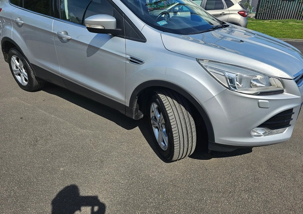 Ford Kuga cena 48900 przebieg: 207000, rok produkcji 2013 z Warszawa małe 436